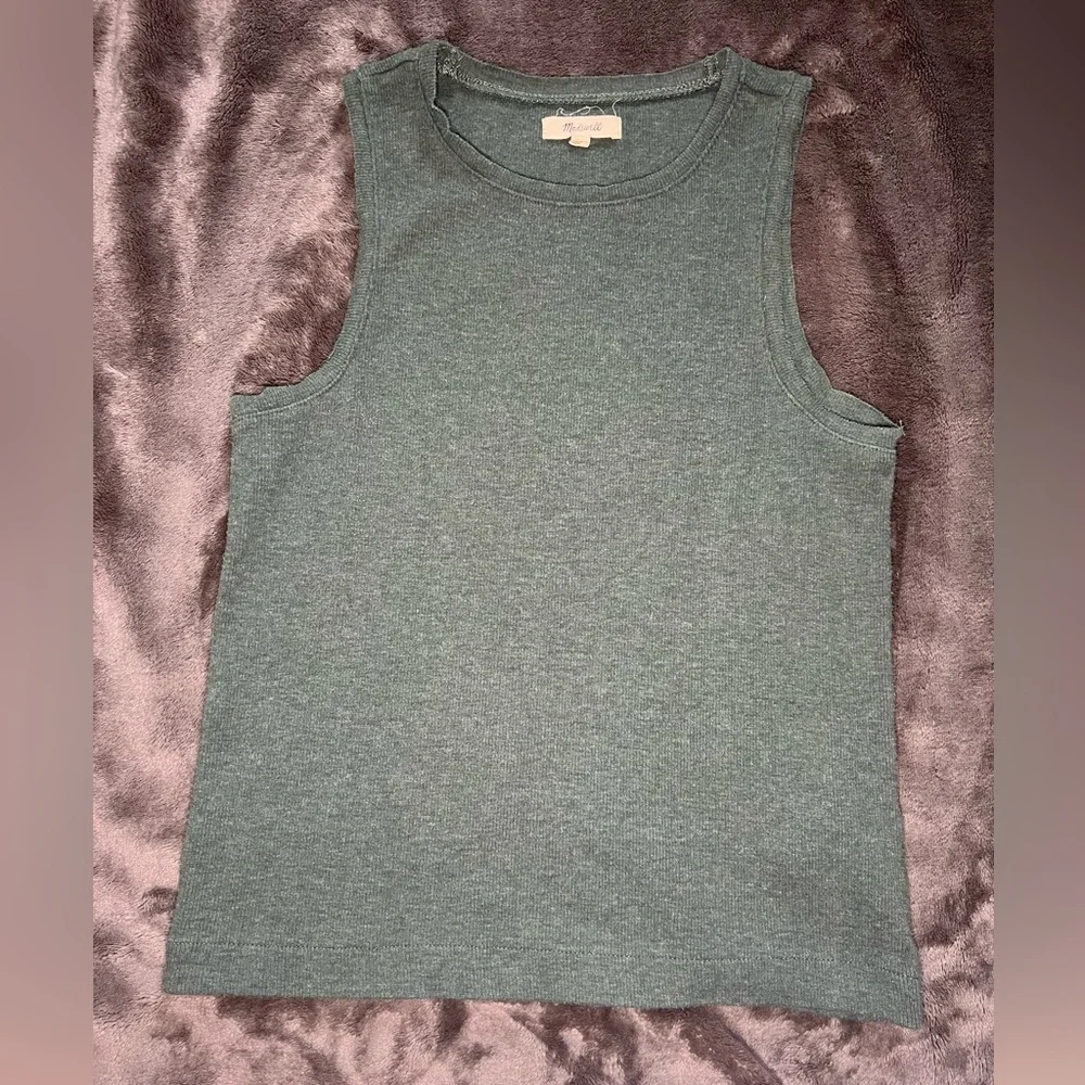 Madewell Sleeveless Gray Muscle Tee - Picture 2 of 4